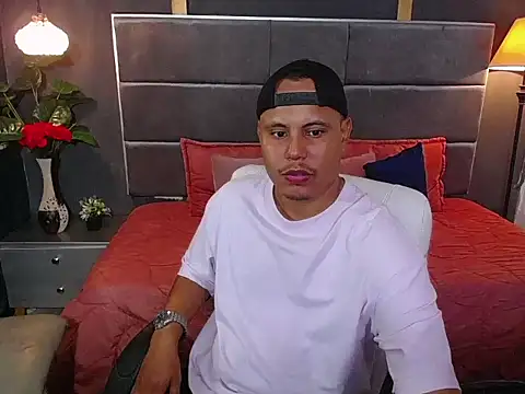 Snapshot of noah_oliver1 chatting on 17, 6, 2026 noah oliver1 online show from 17, 6, 2026