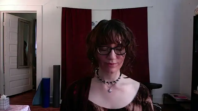 Snapshot of AnnywnBelle chatting on 12, 5, 2026 AnnywnBelle online show from 12, 5, 2026