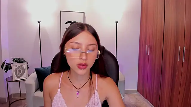 Snapshot of Nikky_sweett_ chatting on 11, 5, 2026 Nikky sweett online show from 11, 5, 2026