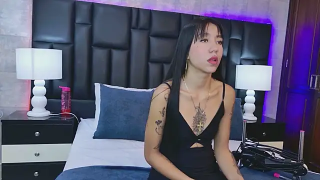 VioletSweetts online show from 9, 5, 2026