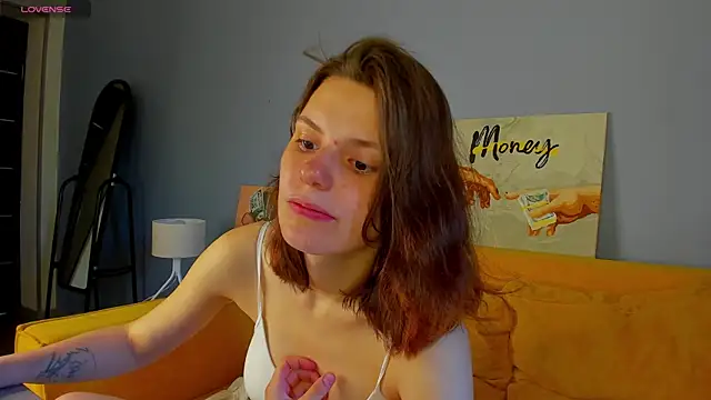 Snapshot of Kira_Be11 chatting on 6, 7, 2026 Kira Be11 online show from 6, 7, 2026