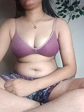 Snapshot of sexy_pritii chatting on 7, 5, 2026 sexy pritii online show from 7, 5, 2026