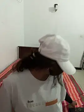 HotQueenSri online show from 5, 5, 2026