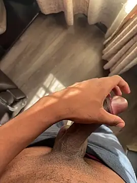 Freakstarza online show from 28, 4, 2026