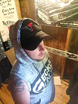 Snapshot of tattscast chatting on 5, 7, 2026 tattscast online show from 5, 7, 2026
