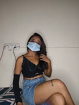 Snapshot of Fire_honeybee chatting on 13, 5, 2026 Fire honeybee online show from 13, 5, 2026