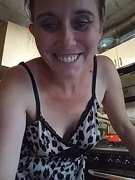 Snapshot of MerelinMILf2 chatting on 17, 6, 2026 MerelinMILf2 online show from 17, 6, 2026