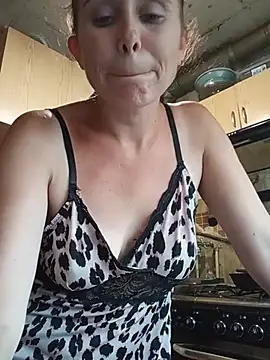 Snapshot of MerelinMILf2 chatting on 15, 7, 2026 MerelinMILf2 online show from 15, 7, 2026
