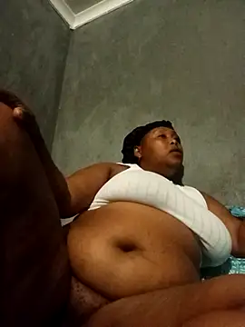 Snapshot of SexyChubbyPussy chatting on 5, 5, 2026 SexyChubbyPussy online show from 5, 5, 2026