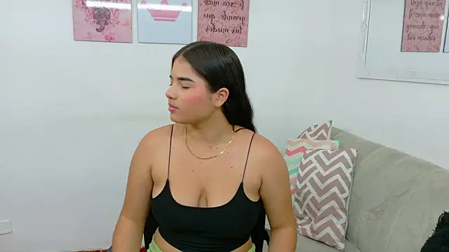 Snapshot of Mulan_rousse chatting on 20, 5, 2026 Mulan rousse online show from 20, 5, 2026