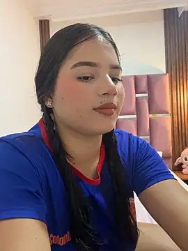 Mulan rousse online show from 18, 6, 2026