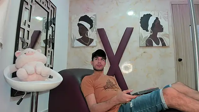 Snapshot of LUCKY_BOX2026 chatting on 7, 7, 2026 LUCKY BOX2026 online show from 7, 7, 2026