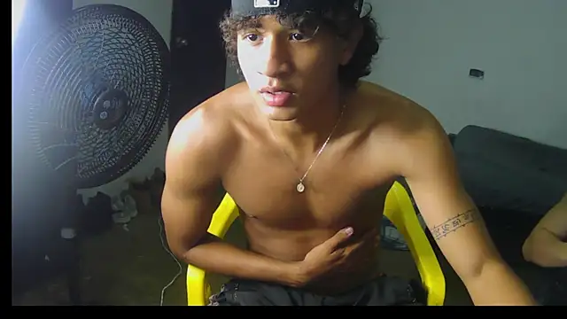 Snapshot of Hansel_take chatting on 22, 5, 2026 Hansel take online show from 22, 5, 2026
