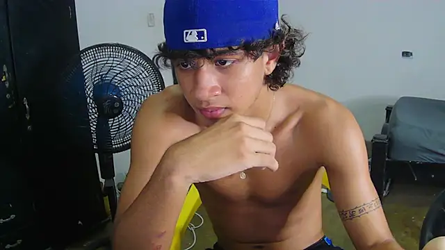 Snapshot of Hansel_take chatting on 31, 5, 2026 Hansel take online show from 31, 5, 2026
