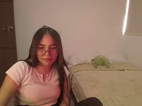 Snapshot of abbyyandmaxx chatting on 13, 5, 2026 abbyyandmaxx online show from 13, 5, 2026