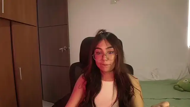 Snapshot of abbyyandmaxx chatting on 25, 5, 2026 abbyyandmaxx online show from 25, 5, 2026