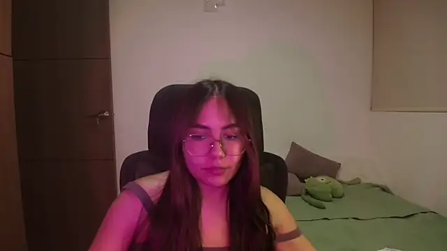Snapshot of abbyyandmaxx chatting on 3, 6, 2026 abbyyandmaxx online show from 3, 6, 2026