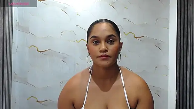 Snapshot of Liaa_cams chatting on 22, 6, 2026 Liaa cams online show from 22, 6, 2026