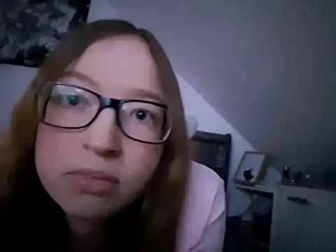 Snapshot of Freaky-Doll chatting on 3, 5, 2026 Freaky-Doll online show from 3, 5, 2026