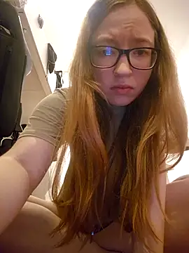 Snapshot of Freaky-Doll chatting on 22, 6, 2026 Freaky-Doll online show from 22, 6, 2026