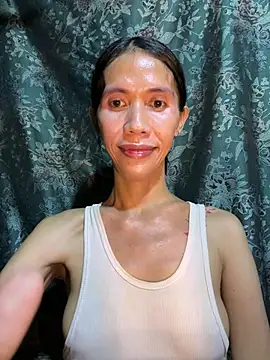 lovelyRAIN143 online show from 29, 4, 2026