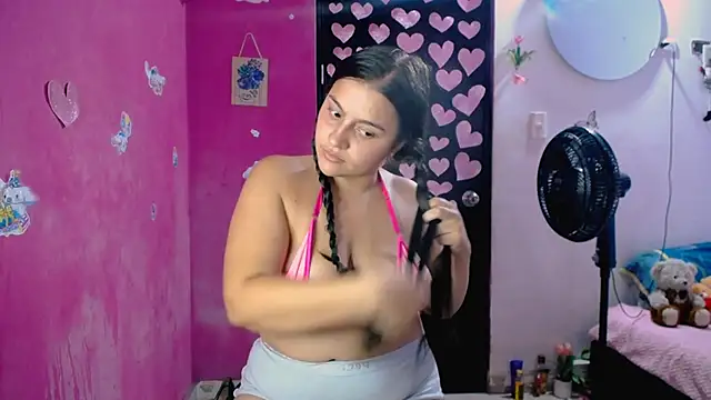 Kiara tits online show from 20, 6, 2026