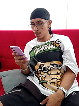 Snapshot of Lil_black009 chatting on 7, 5, 2026 Lil black009 online show from 7, 5, 2026