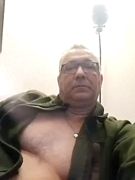 Soloyan online show from 4, 2, 2025