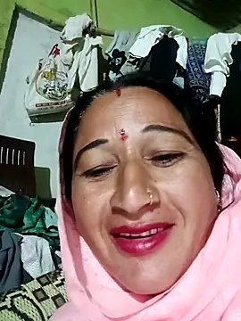 Snapshot of Haliya8 chatting on 5, 5, 2026 Haliya8 online show from 5, 5, 2026