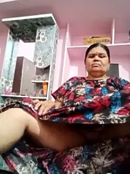 Snapshot of dheepika11 chatting on 11, 5, 2026 dheepika11 online show from 11, 5, 2026