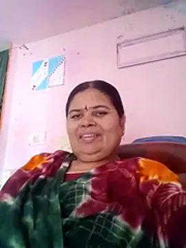 Snapshot of dheepika11 chatting on 28, 5, 2026 dheepika11 online show from 28, 5, 2026