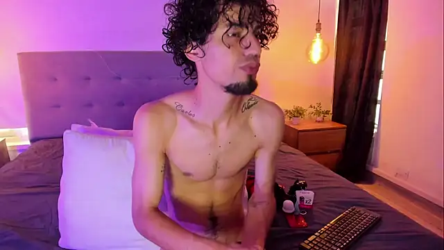 MichaelEvanss  online show from 23, 6, 2026