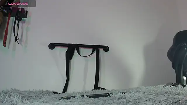 Snapshot of aronleblanc_ chatting on 8, 5, 2026 aronleblanc online show from 8, 5, 2026