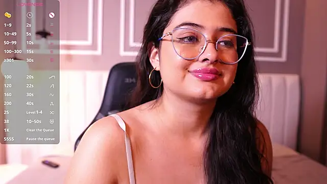 Snapshot of Madison_Flame chatting on 31, 5, 2026 Madison Flame online show from 31, 5, 2026