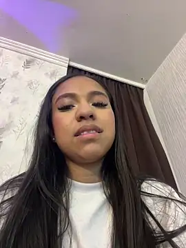 Snapshot of Dulcerouss__ chatting on 29, 5, 2026 Dulcerouss online show from 29, 5, 2026