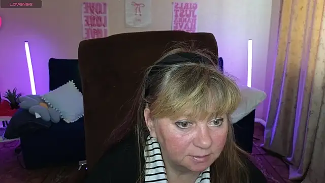 Snapshot of Melania_Cook chatting on 16, 5, 2026 Melania Cook online show from 16, 5, 2026