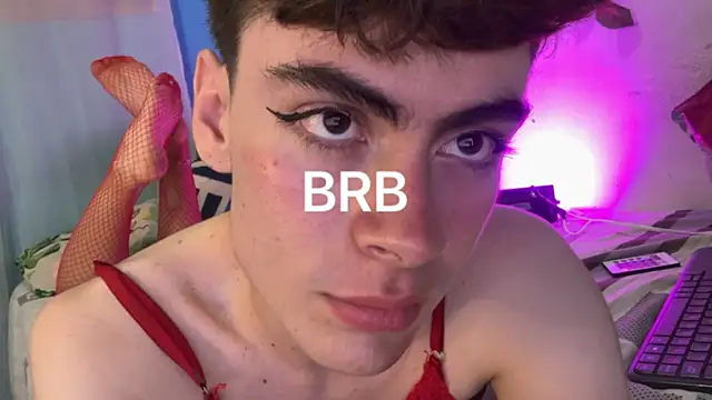 Snapshot of _peachyboy chatting on 2, 7, 2026 peachyboy online show from 2, 7, 2026