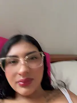 Snapshot of SabrinaX_X chatting on 4, 8, 2026 SabrinaX X online show from 4, 8, 2026