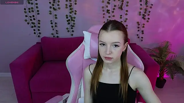 Snapshot of Eva_Th0mpson chatting on 13, 5, 2026 Eva Th0mpson online show from 13, 5, 2026