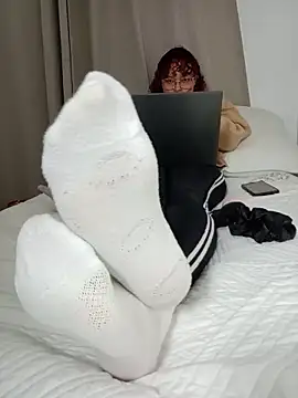 Snapshot of Ari_vibesX chatting on 8, 6, 2026 Ari vibesX online show from 8, 6, 2026