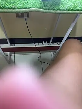 Snapshot of Ashtonfuckingboi chatting on 27, 5, 2026 Ashtonfuckingboi online show from 27, 5, 2026