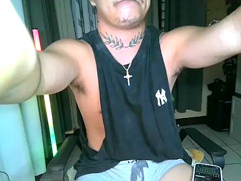 Snapshot of Ashtonfuckingboi chatting on 7, 6, 2026 Ashtonfuckingboi online show from 7, 6, 2026
