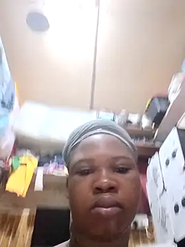 Snapshot of Kettyberry chatting on 12, 5, 2026 Kettyberry online show from 12, 5, 2026