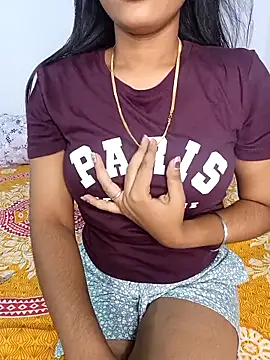 Snapshot of Menaxi_Baby7 chatting on 15, 5, 2026 Menaxi Baby7 online show from 15, 5, 2026