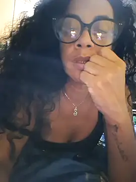 GataDaNoite50 online show from 5, 5, 2026