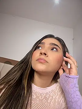 Snapshot of Mia_Rodriguezz_ chatting on 21, 6, 2026 Mia Rodriguezz online show from 21, 6, 2026