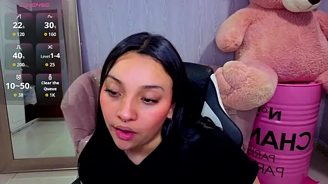 Snapshot of lia_harper_t chatting on 30, 6, 2026 lia harper t online show from 30, 6, 2026