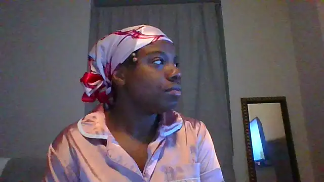 Snapshot of princesselizabeth chatting on 2, 6, 2026 princesselizabeth online show from 2, 6, 2026