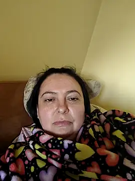 EmmaEmmy40 online show from 3, 5, 2026