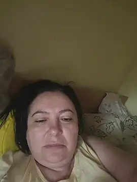 EmmaEmmy40 online show from 19, 5, 2026